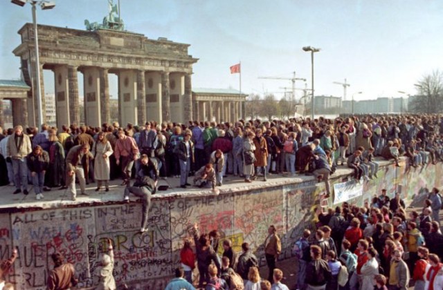9 NOVEMBRE 1989 – CADUTA DEL MURO DI BERLINO