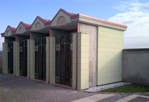 AVVISO AI CONCESSIONARI CAPPELLE GENTILIZIE NEI CIMITERI COMUNALI